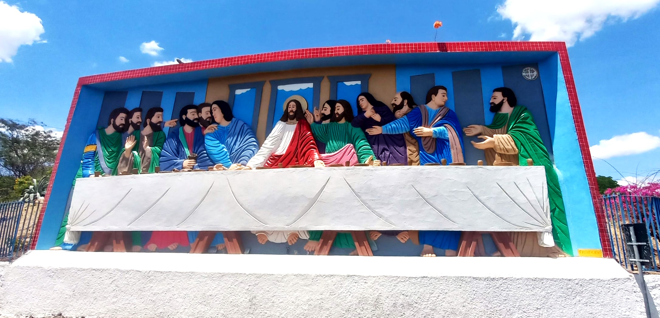 Monumento de concreto da Ceia Larga